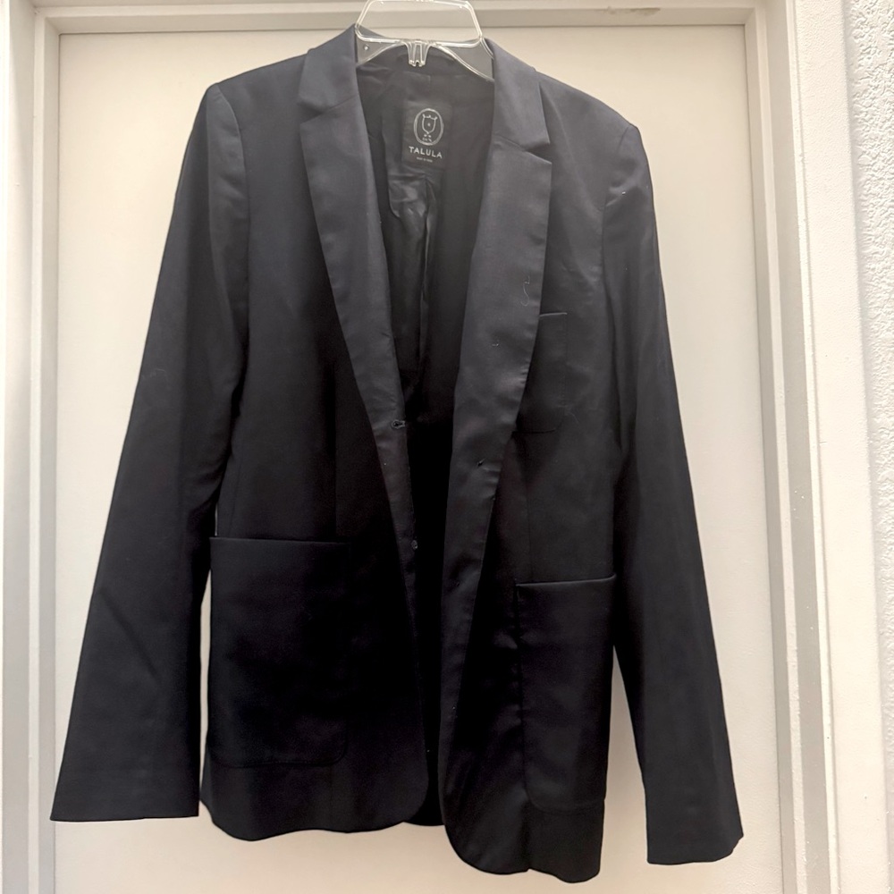 Aritzia Talula Navy Blue Blazer